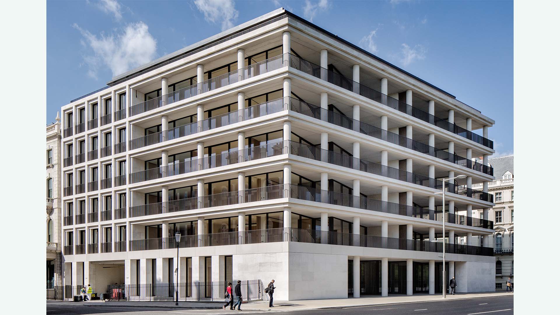 RF, RC, SSC One Kensington Gardens London Bronze